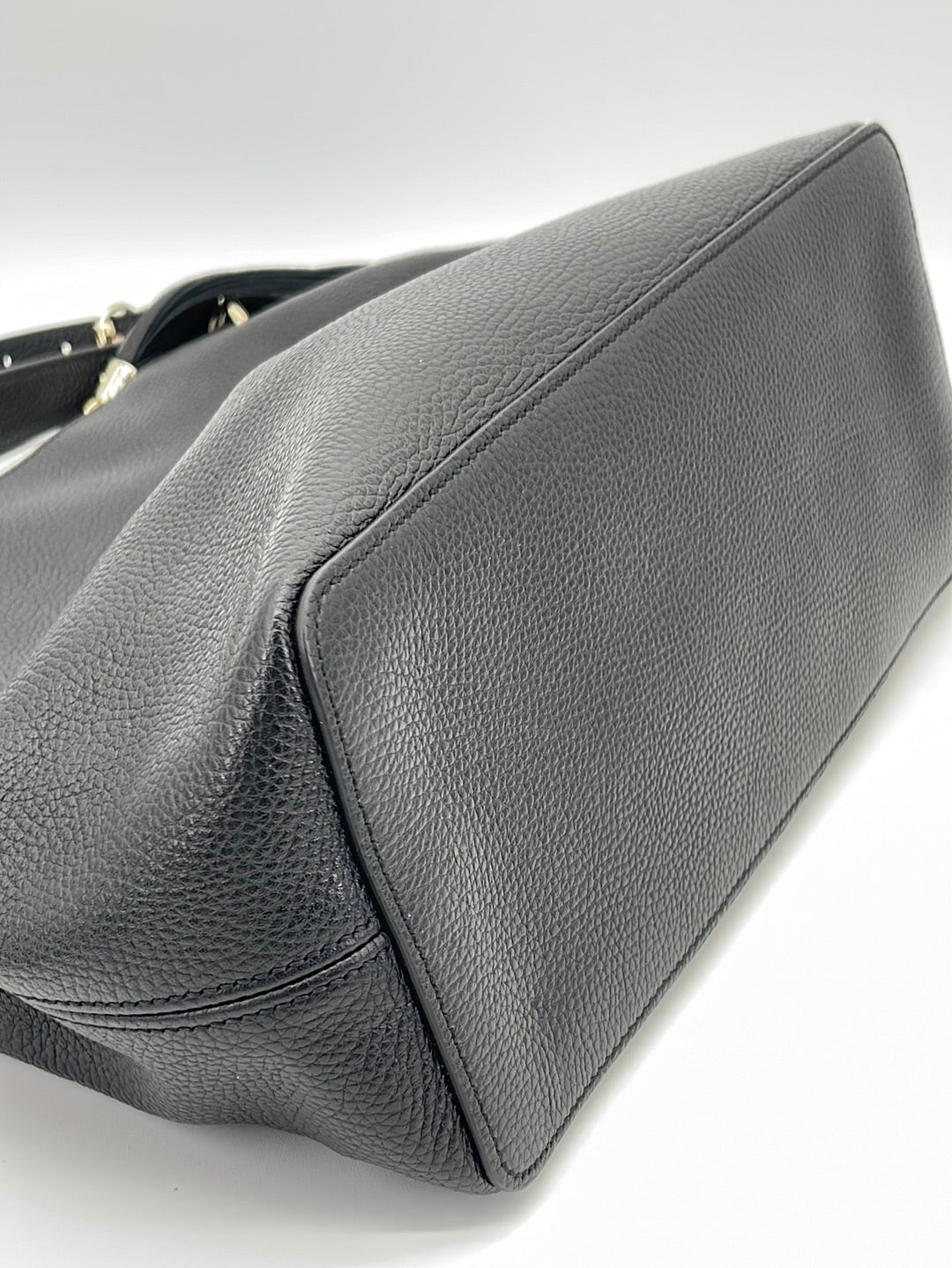 Gucci black leather soho gm hobo bag-101024 ref.855332 - Joli Closet