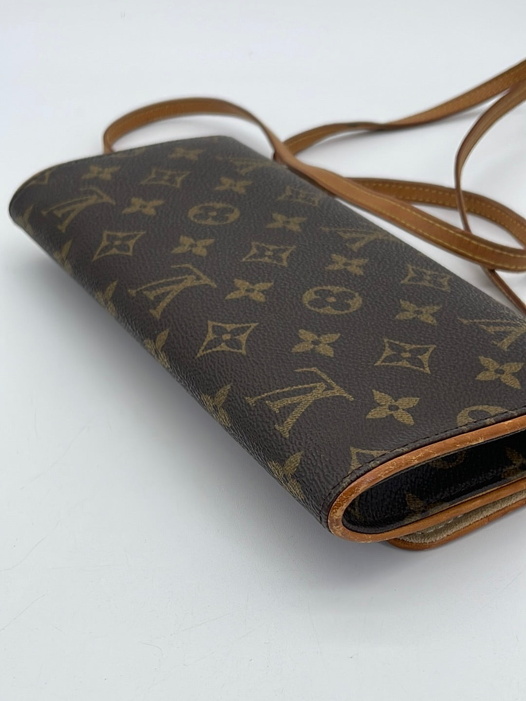 PRELOVED Louis Vuitton Discontinued Pochette Twin GM Monogram Crossbody Bag R7TT89J 041224 H