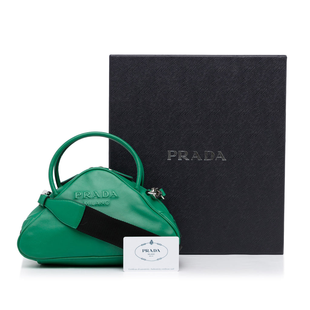 GIFTABLE Preloved Prada Green Leather Triangle Satchel 31 92123. $800 OFF FLASH