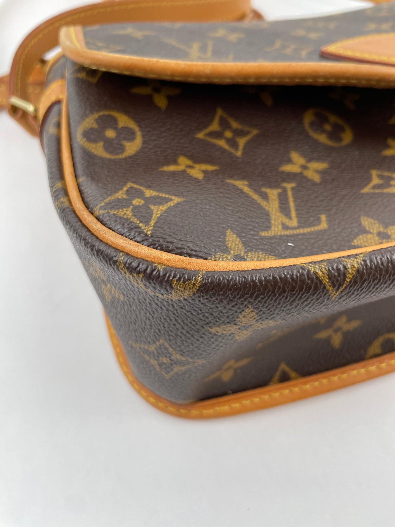 Preloved Louis Vuitton Sologne Monogram Crossbody Bag TH3018