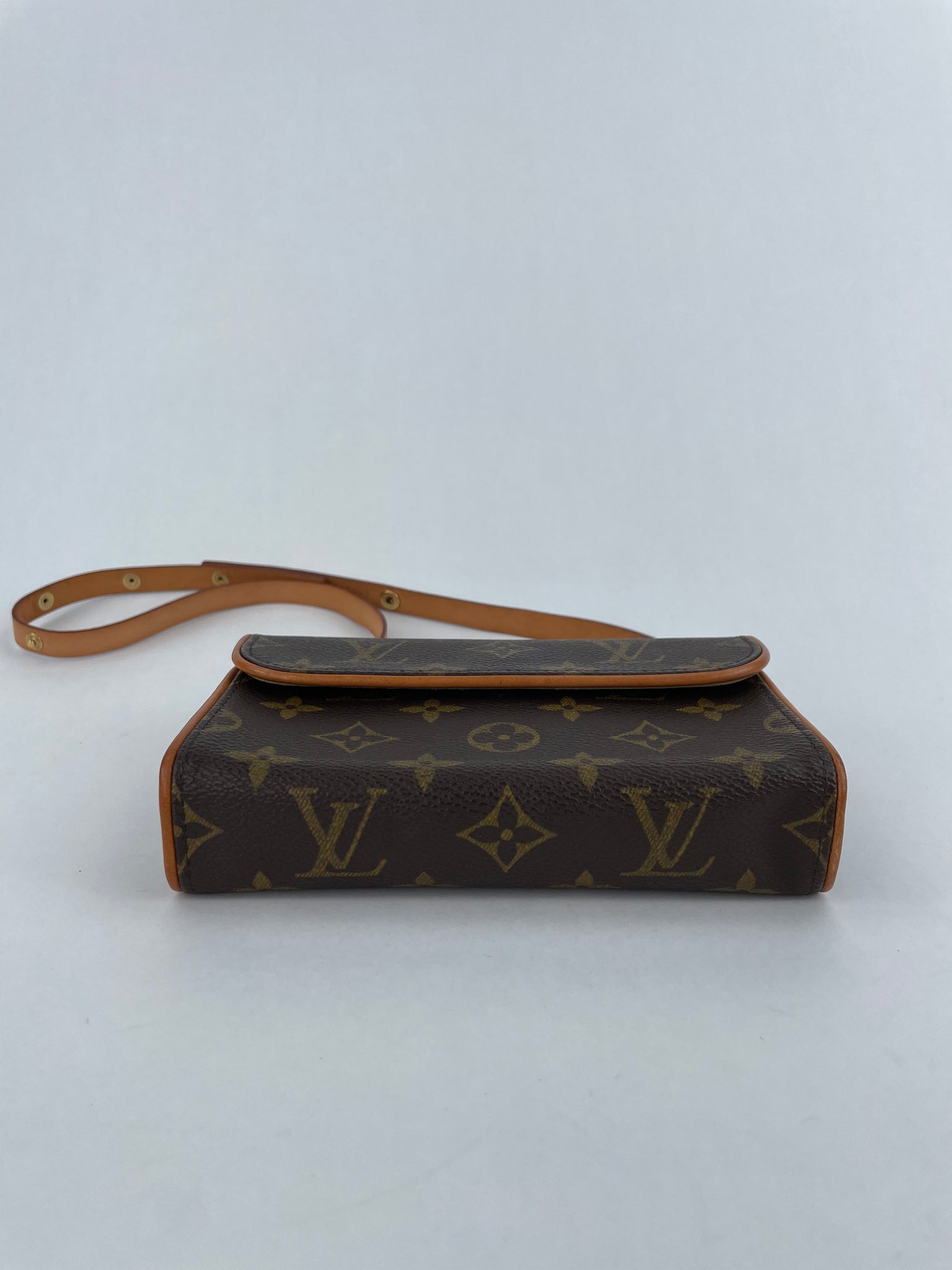 Lot - Louis Vuitton Monogram Florentine Belt Bag 2003