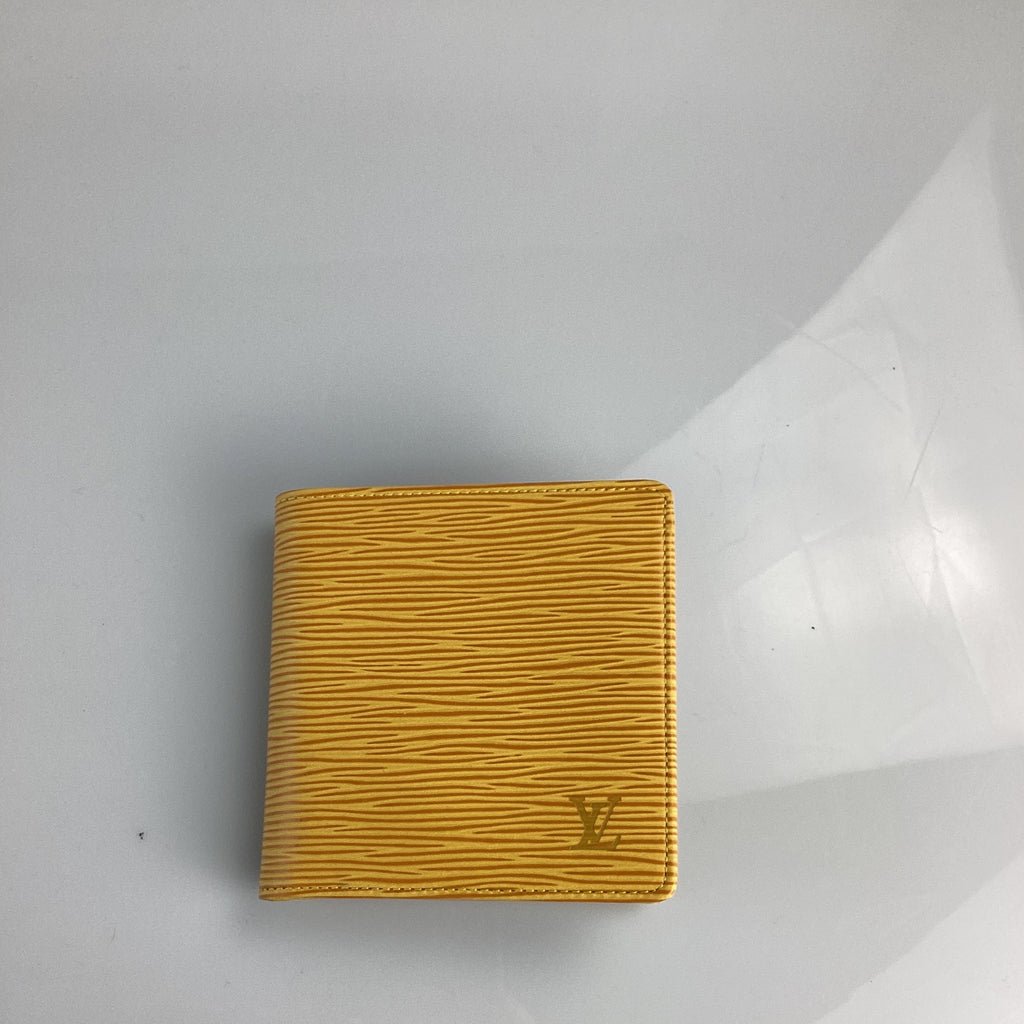 Preloved Louis Vuitton Yellow Epi Leather Marco Men’s Bi-Fold Wallet MB8XQVB 041224 B