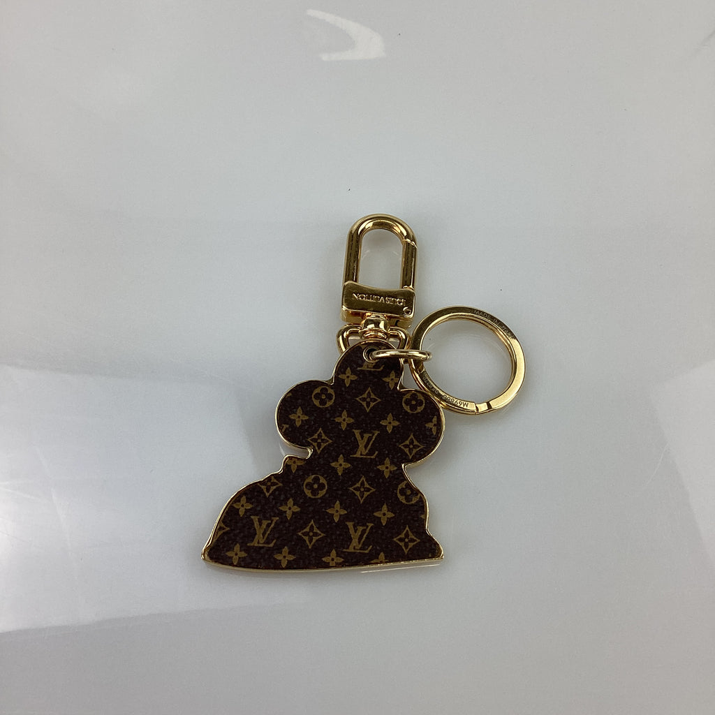 Preloved Louis Vuitton Gold Vivienne Keychain DP0270 042624B