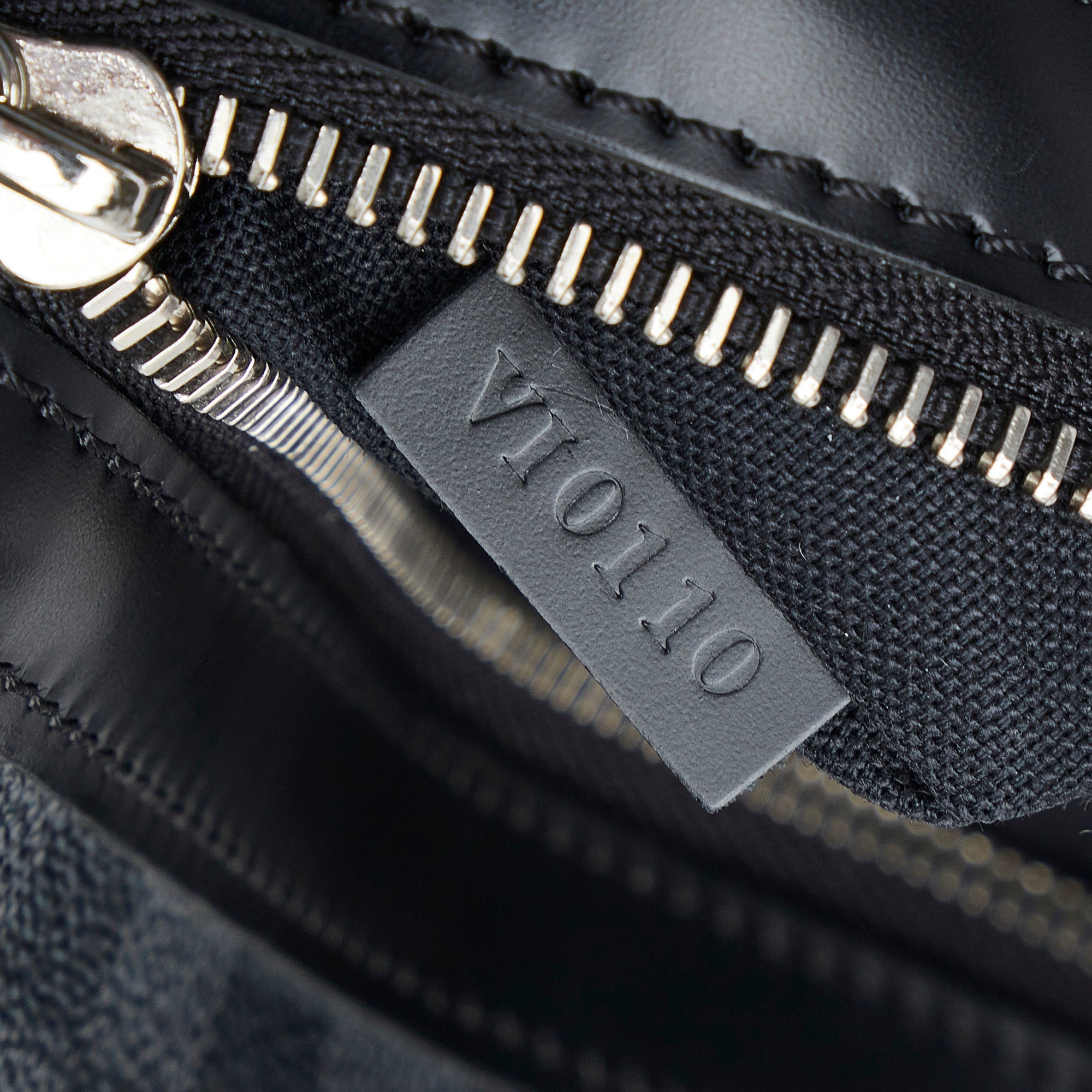 Louis Vuitton 2010 pre-owned Damier Graphite Thomas Crossbody Bag - Farfetch