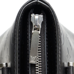 Men LV Louis Vuitton M64440 Pochette Voyage Clutch Bag Monogram Handbag