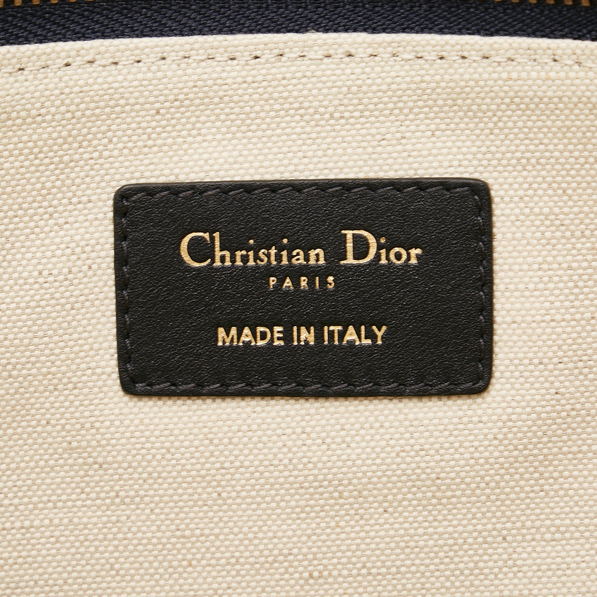 Dior Duffle Bag - Oblique, Part of 2019 Collection (Ret. 3300$) 