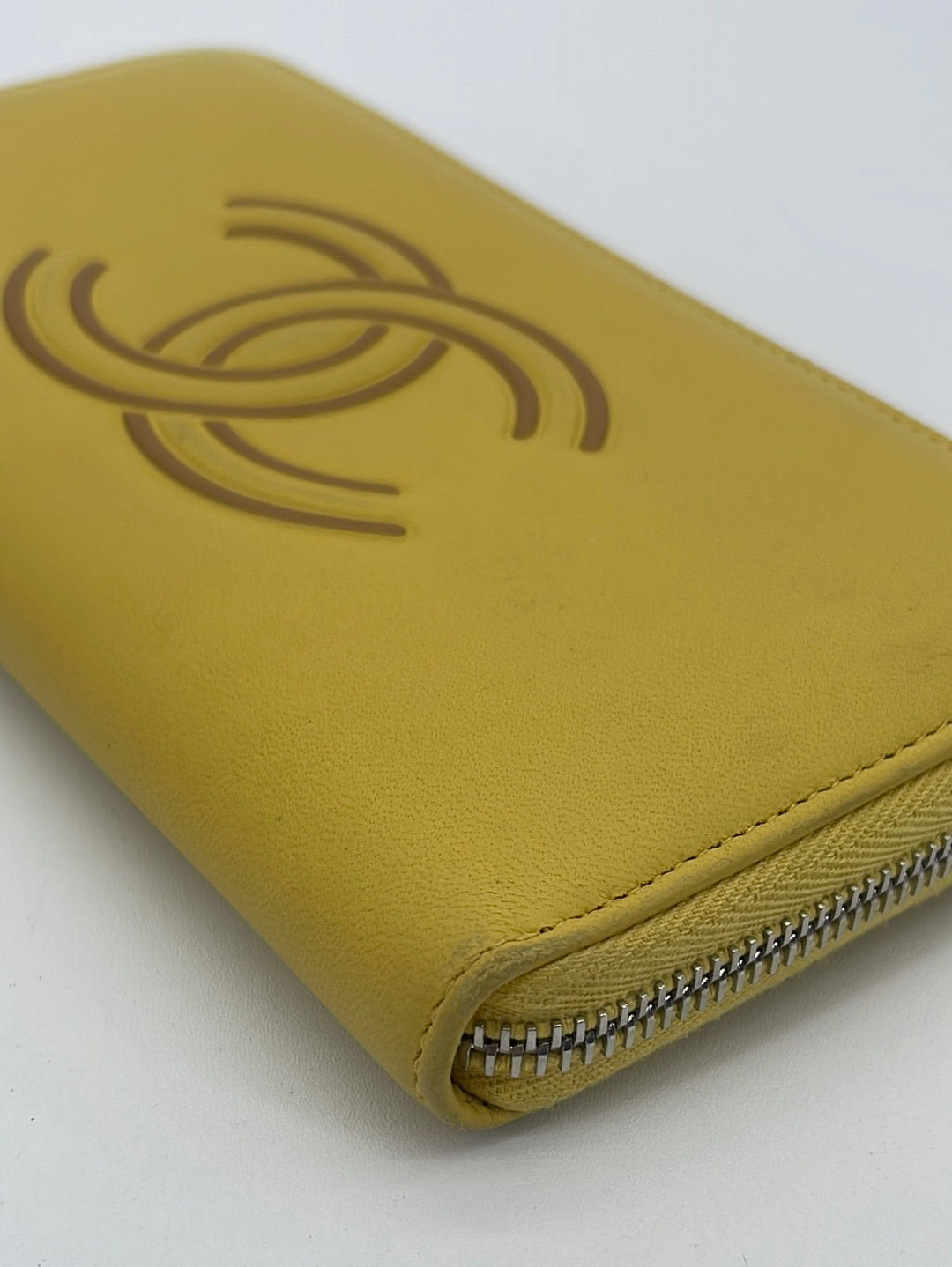 PRELOVED Chanel Yellow Timeless CC Zip Around Wallet 23859785 052223