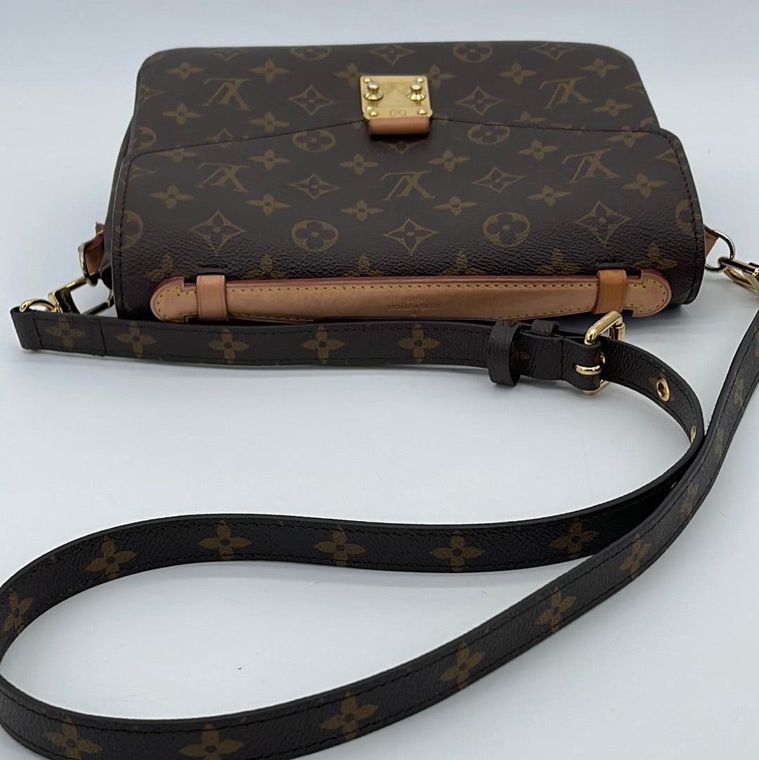 Louis Vuitton Monogram Pochette Metis Crossbody Bag (no strap