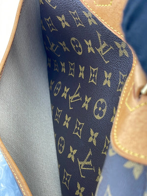 PRELOVED Louis Vuitton Deauville Monogram Bag XYC7HVB 060923