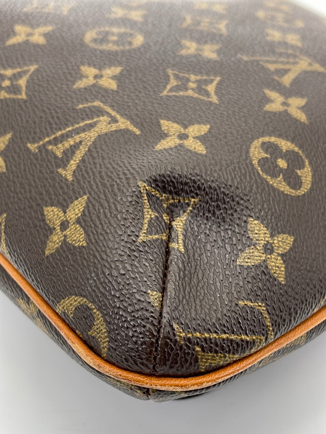 Musette cloth handbag Louis Vuitton Brown in Cloth - 37662223