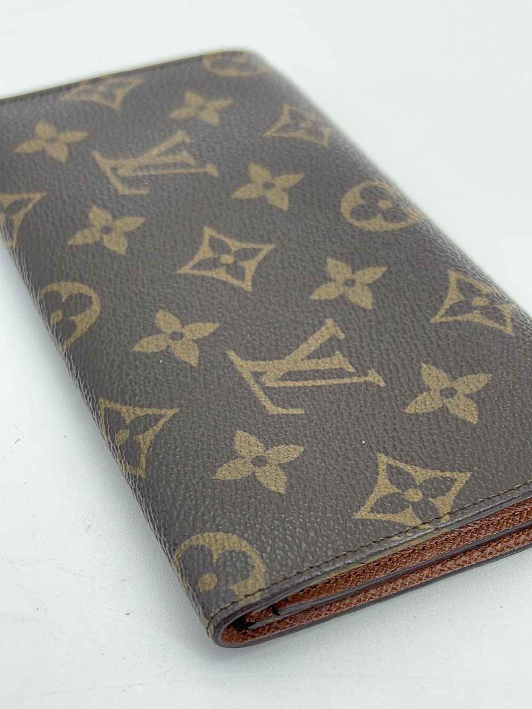 Preloved Louis Vuitton Monogram Long Checkbook Wallet MI9005 061323 –  KimmieBBags LLC