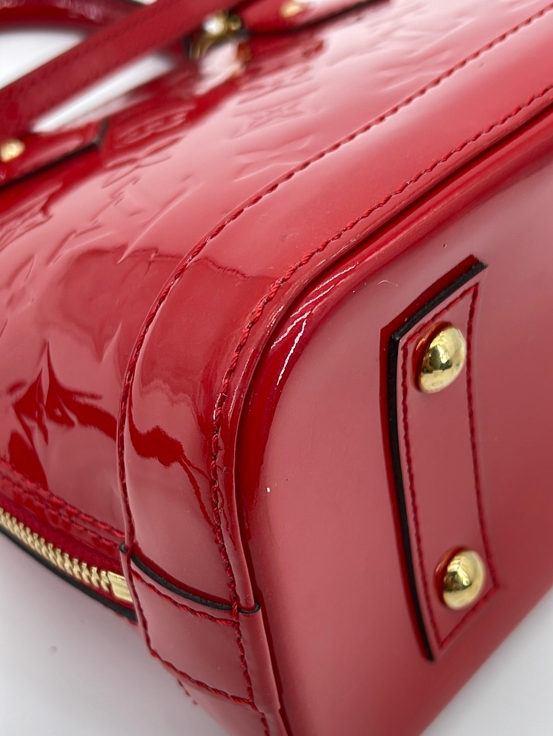 PRELOVED Louis Vuitton Red Vernis Alma BB Crossbody Bag MI3184 053123 $400 OFF