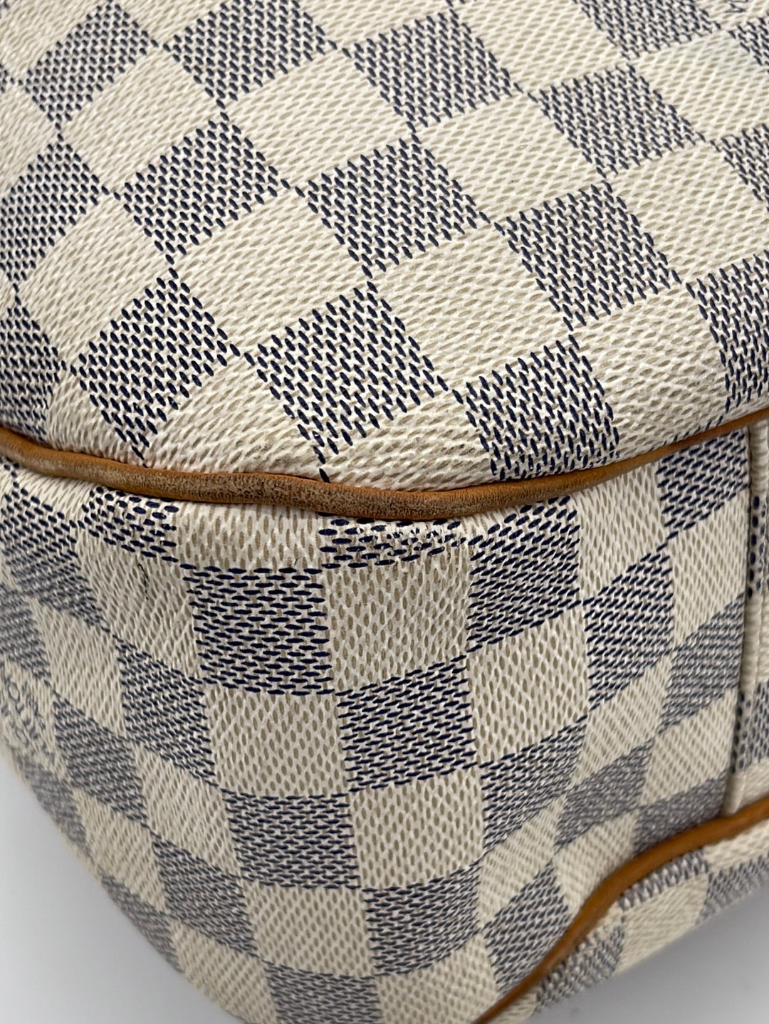 Louis Vuitton, an 'Evora' damier azur handbag, 2011. - Bukowskis
