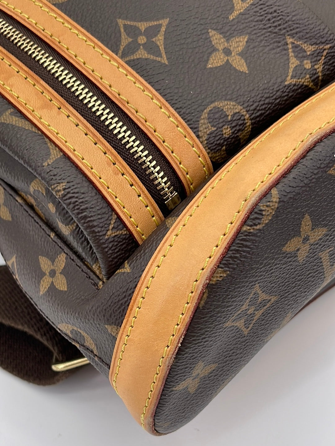 Louis Vuitton Abbesses Brown Canvas Shopper Bag (Pre-Owned) – Bluefly