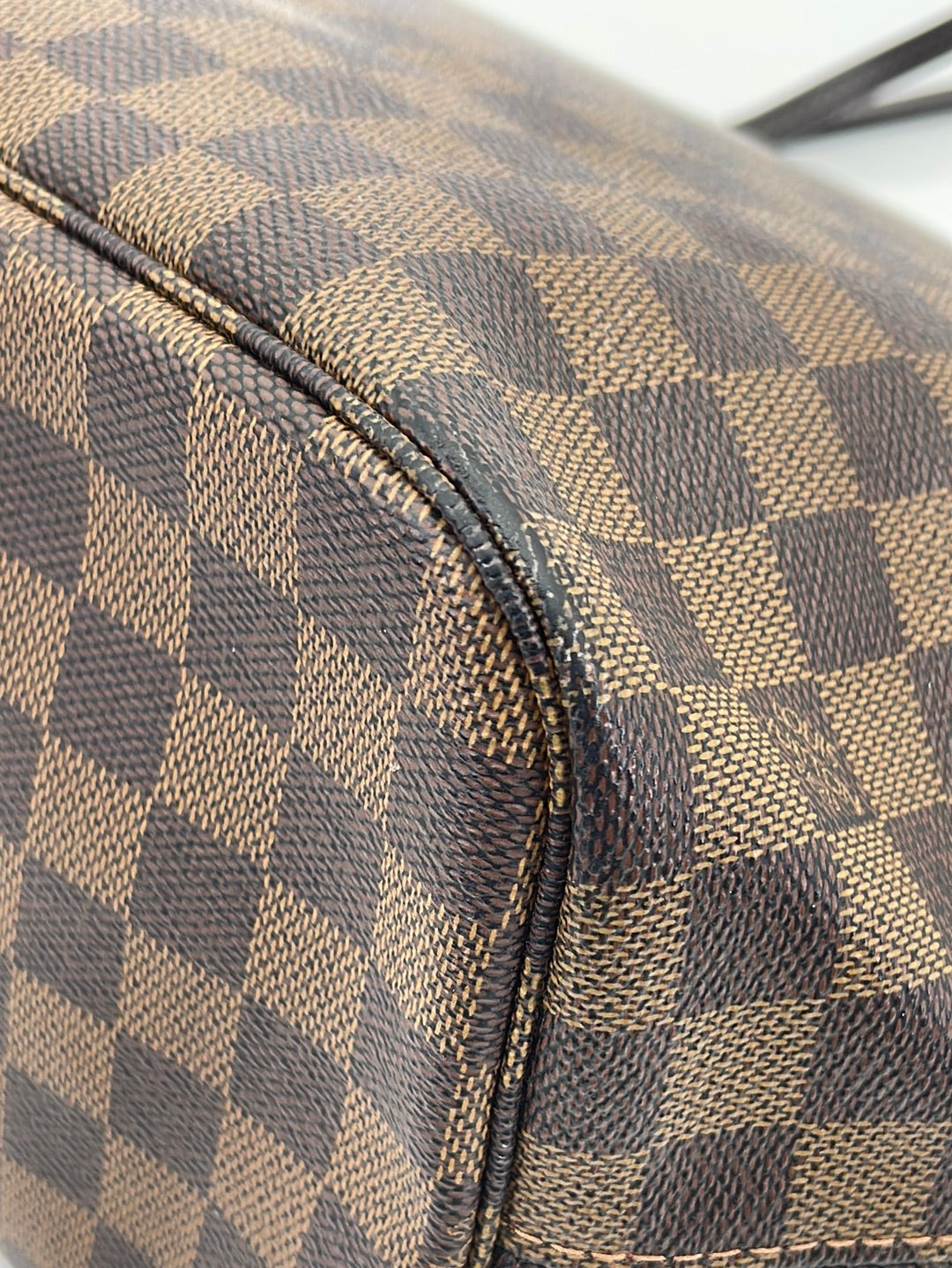 Preloved Louis Vuitton Monogram Neverfull MM Tote Bag (Tan Interior) S –  KimmieBBags LLC