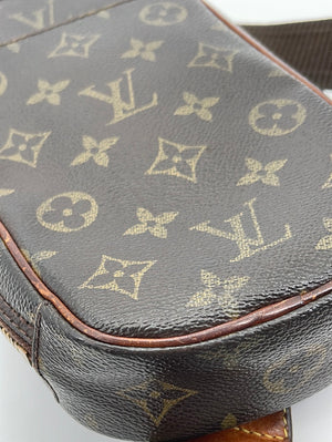 Vintage Louis Vuitton Pochette Gange Monogram Crossbody Shoulder Bag CA2048 062123