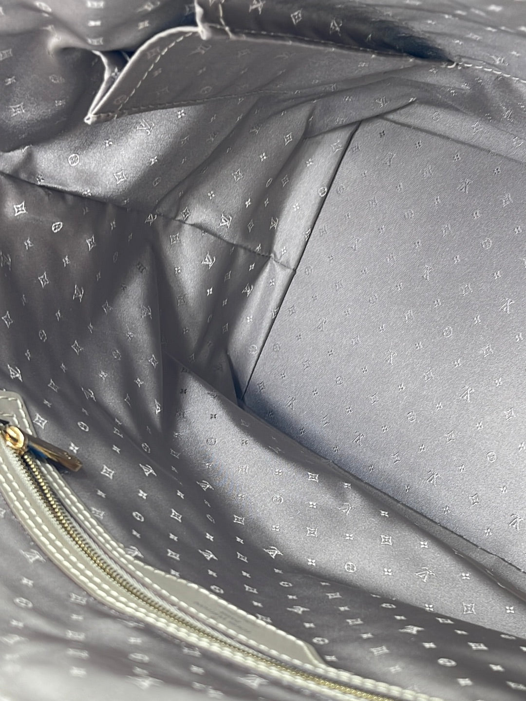 Preloved Louis Vuitton Beige Suhali Lockit MM Shoulder Bag DU1067 060523 $500 OFF