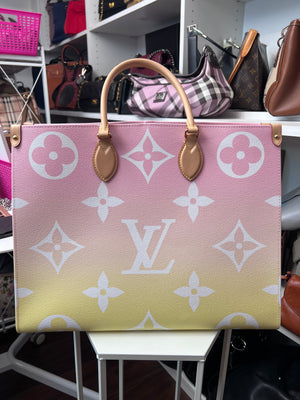 PRELOVED Louis Vuitton OnTheGo Tote Limited Edition By The Pool Monogram Giant GM 051323 - $300 OFF LIVE SHOW