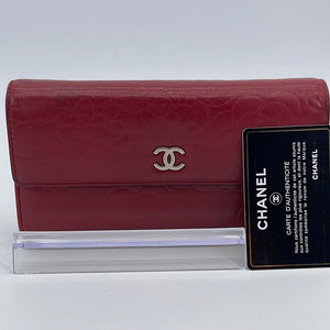 Chanel Lambskin Camellia Embossed Medium Wallet Red – STYLISHTOP