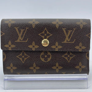 Preloved Louis Vuitton Monogram Passport Wallet CA1028 061423