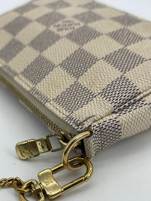 Louis Vuitton Mini pochette accessoires damier azur canvas White