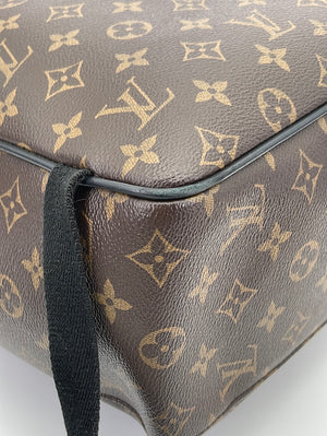 This football star loves his $4,500 Louis Vuitton backpack