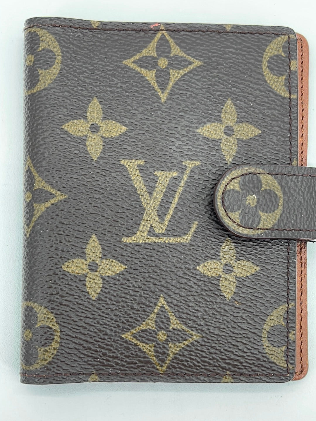 Authentic Louis Vuitton card holder case mini agenda style in 2023