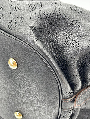 PRELOVED Louis Vuitton XL Hobo Black Mahina Leather Shoulder Bag TH200 –  KimmieBBags LLC
