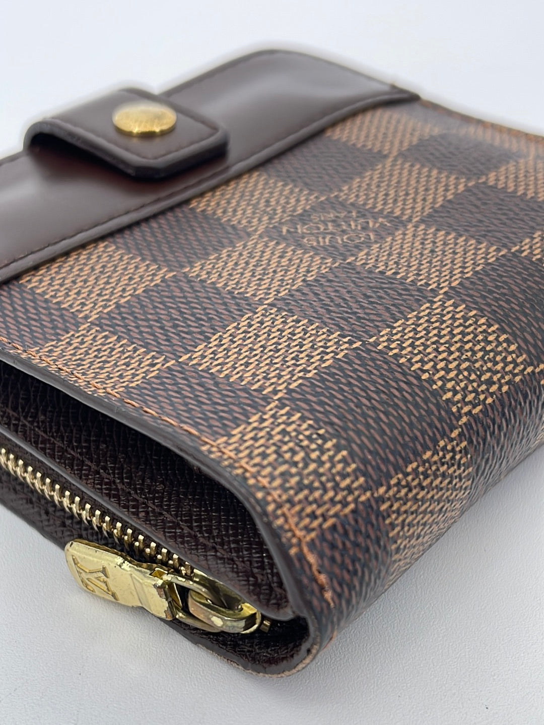 Preloved Louis Vuitton Damier Ebene Compact Zip Bifold Wallet CA0075 0 –  KimmieBBags LLC