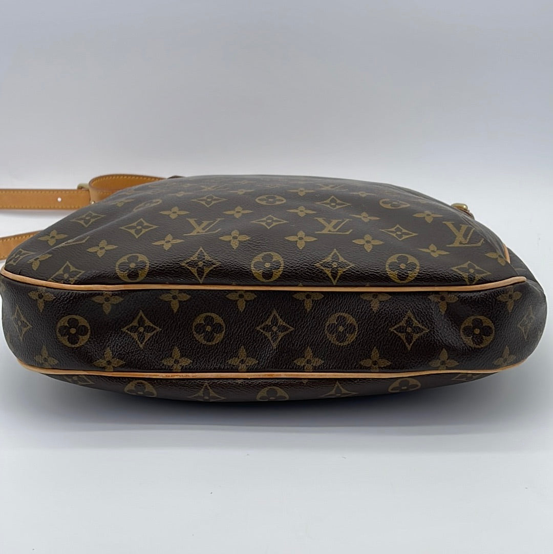Preloved Louis Vuitton Monogram Odeon GM Crossbody Bag DU0049 060523 $200 OFF