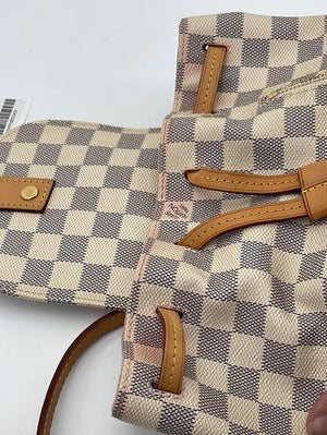 Louis Vuitton Backpack with a bandeau! Owner: ‎Christian Cabello‎ (group  member)