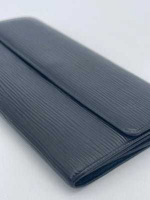 Preloved Louis Vuitton Black Epi Leather Sarah Wallet CA0959 052223