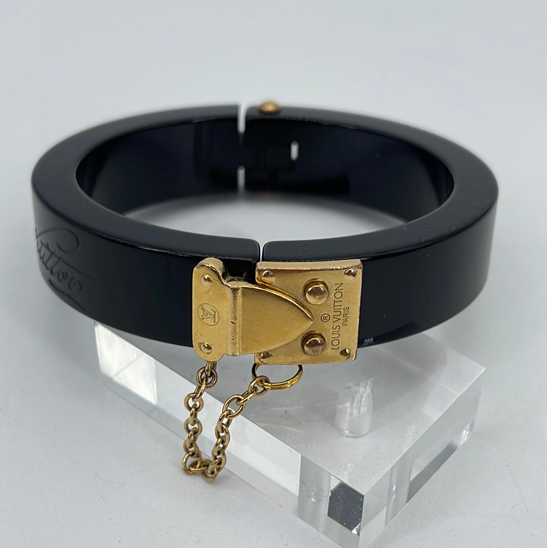 Preloved Louis Vuitton Lock Me Black Resin Bracelet 64 062323