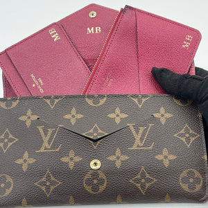 Previously owned Louis Vuitton card case. $135. #styleencorestuart