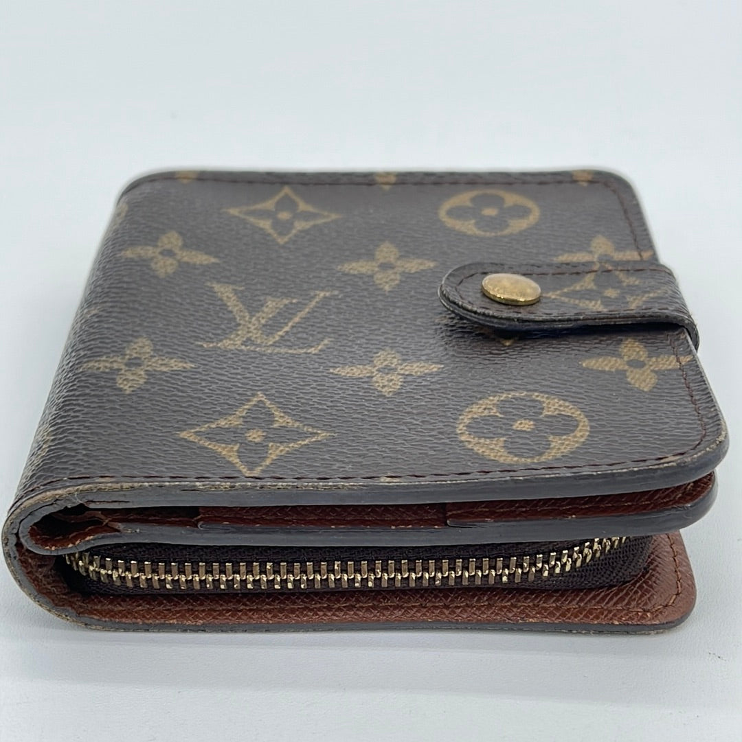 Pre-Owned Louis Vuitton Bifold Wallet Zip Brown Monogram M61667