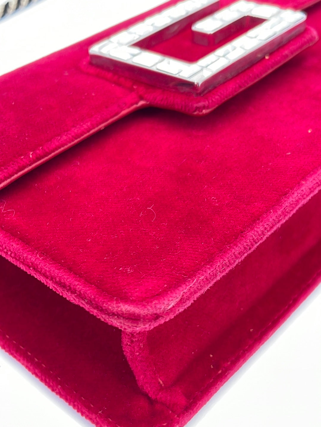 Velvet crossbody bag Gucci Red in Velvet - 30652066