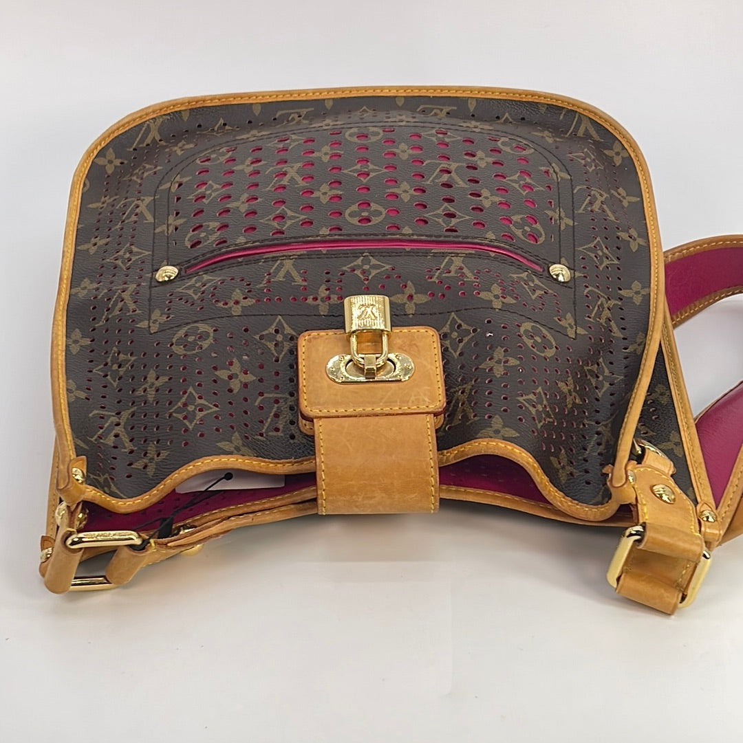 Preloved Louis Vuitton Monogram Perforated Musette Shoulder Bag
