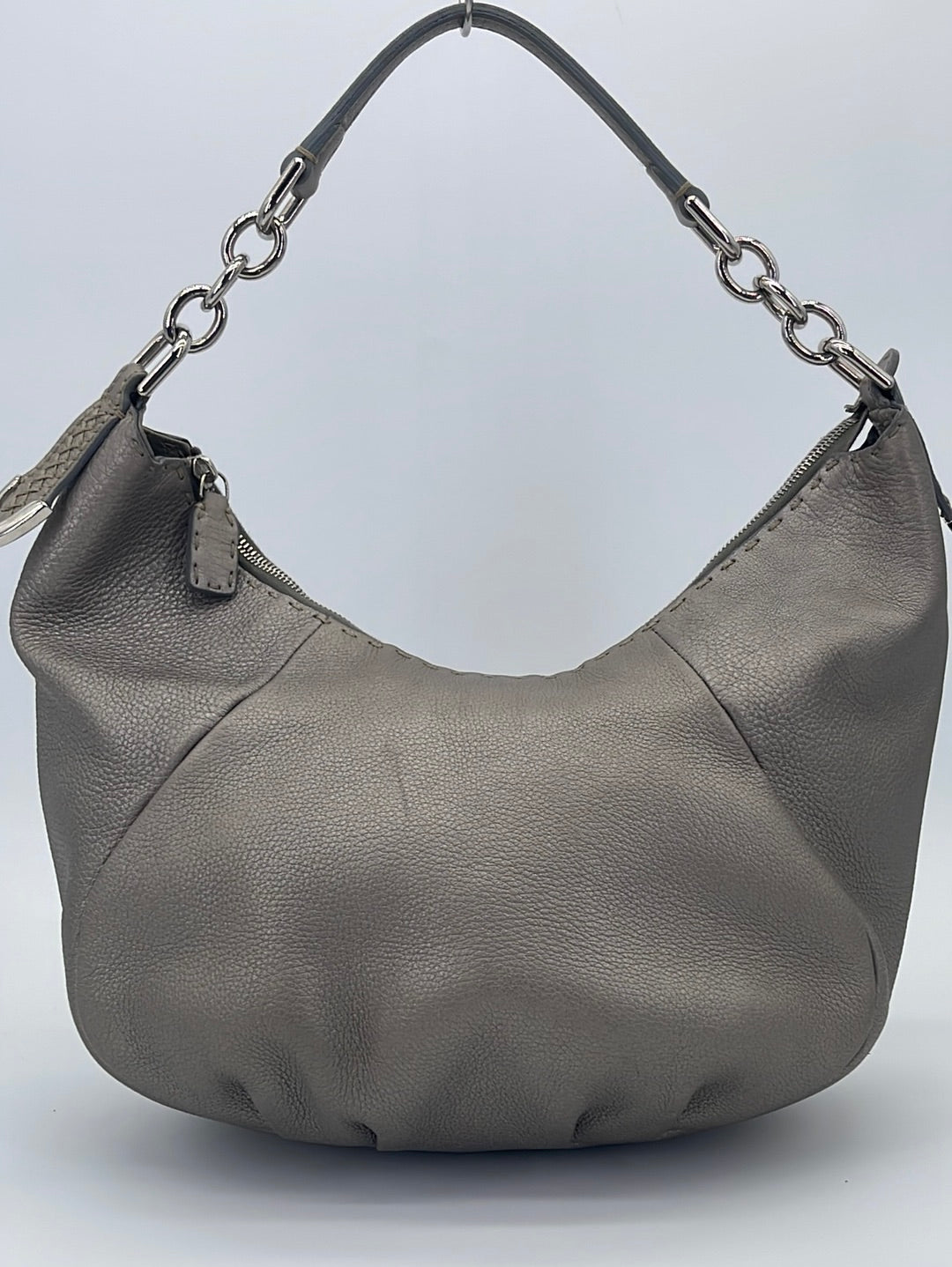 PRELOVED Fendi Selleria Silver Leather Shoulder Bag with Dust Bag 24548BR618NDU108 052223  $500 OFF