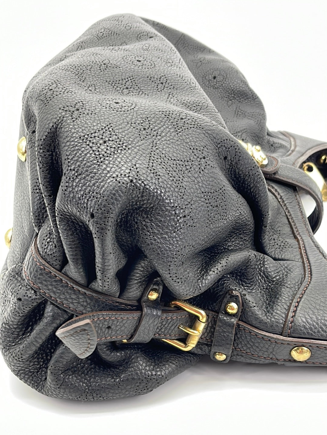 $3000 Louis Vuitton Black Leather Mahina L Large Shoulder Bag Purse -  Lust4Labels
