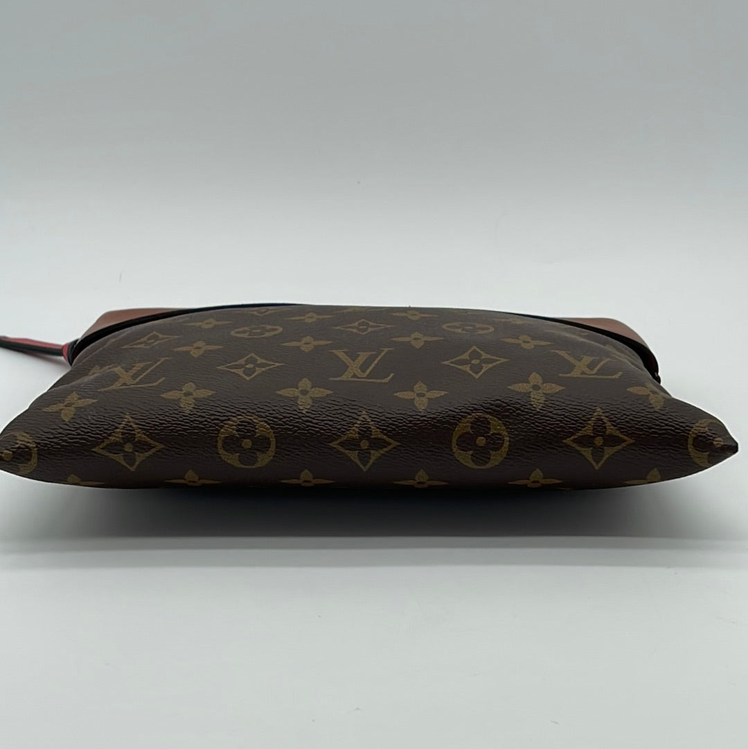 Tuileries leather clutch bag Louis Vuitton Brown in Leather - 15544475
