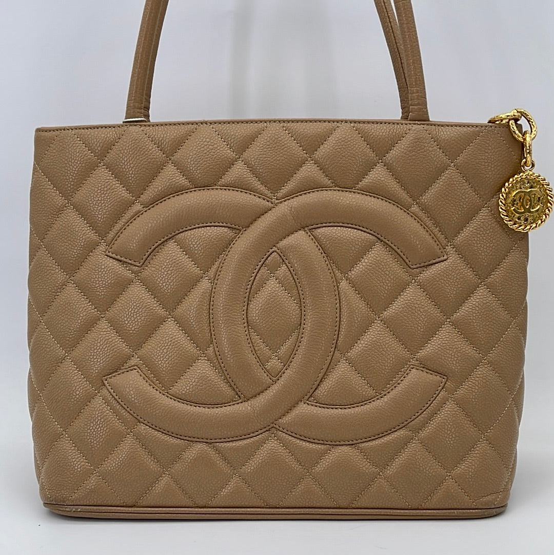Preloved Chanel Beige Quilted Caviar Leather Medallion Tote 7686134 070623
