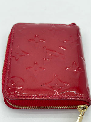 Preloved Louis Vuitton Red Vernis Monogram Mini Zippy Wallet TS3151  062323