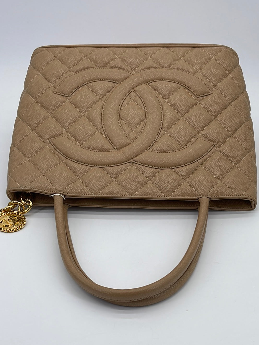 Preloved Chanel Beige Quilted Caviar Leather Medallion Tote 7686134 070623