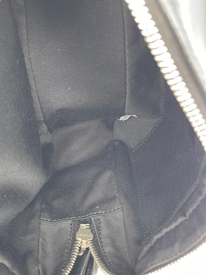 PRELOVED Saint Laurent Black Leather Heart Stitched Lou Camera Bag FLV5125971217 072023