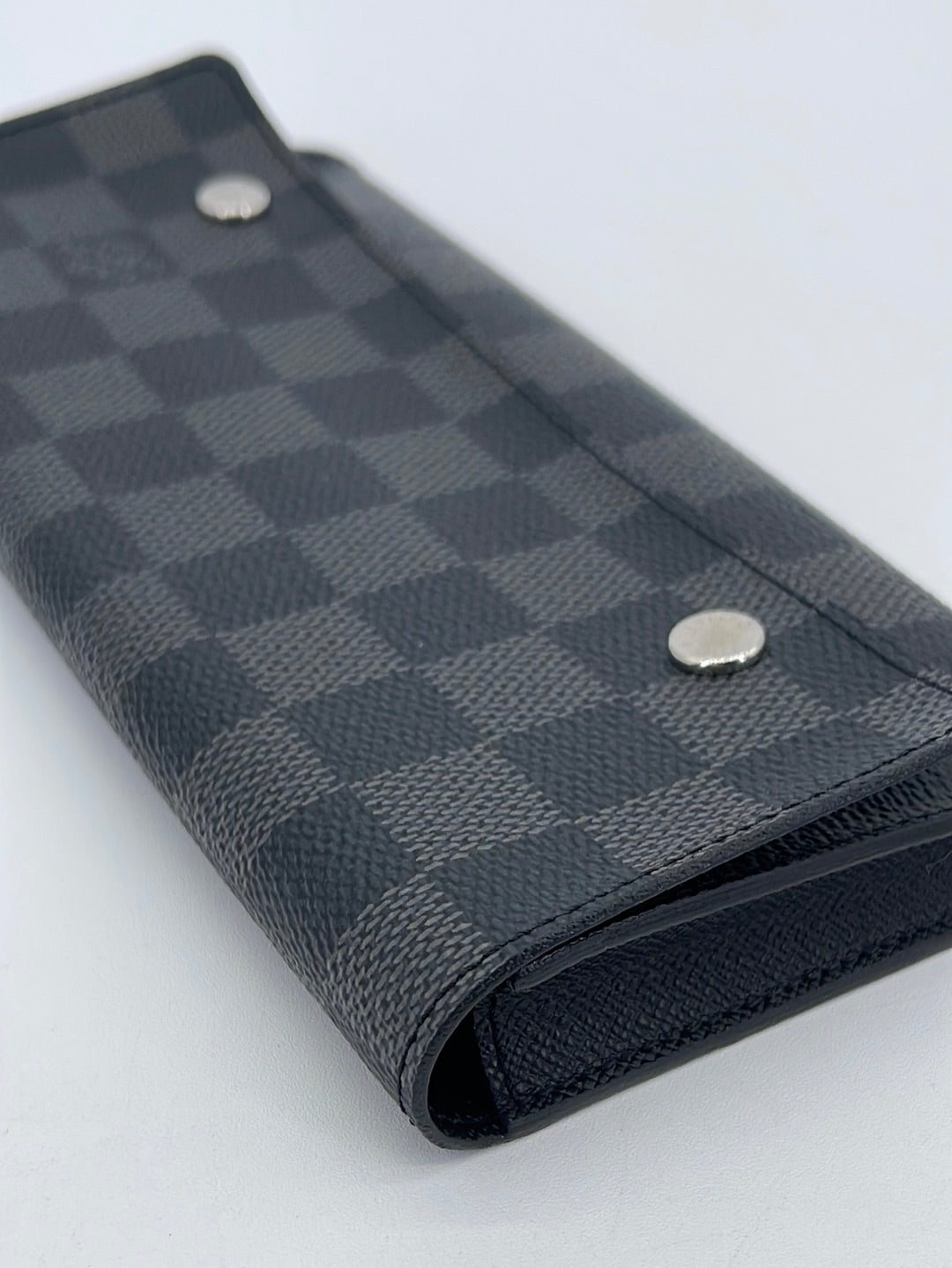 PRELOVED Louis Vuitton Damier Graphite Portefeuille Ron Modular Wallet with Two Inserts MI0171 061423