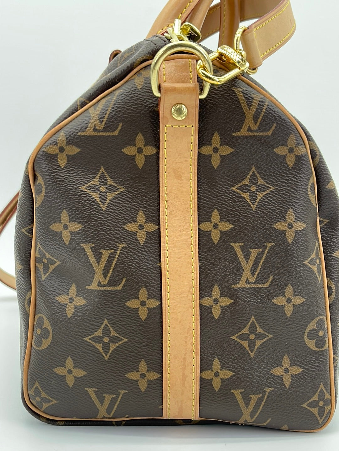 Preloved Louis Vuitton Monogram Speedy 30 Bandolier Bag CT3199 060623 –  KimmieBBags LLC