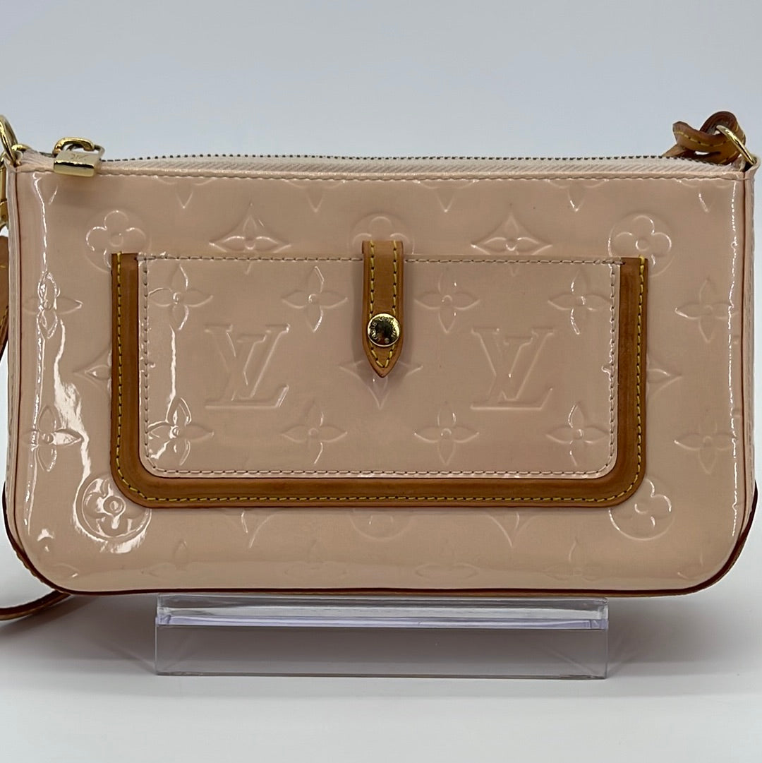 Preloved Louis Vuitton Mallory Square Blush Monogram Vernis Shoulder Bag CA0074 052323 - 100 OFF LIVE SHOW