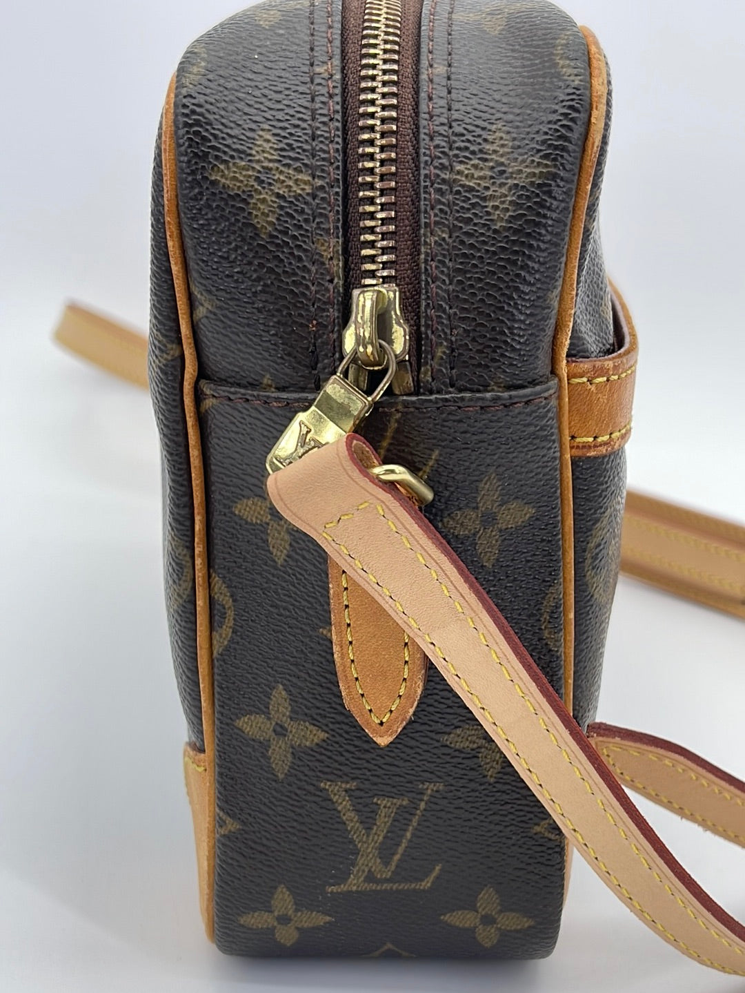 PRELOVED Louis Vuitton Trocadero 27 Shoulder Bag with new strap SD0013 061423