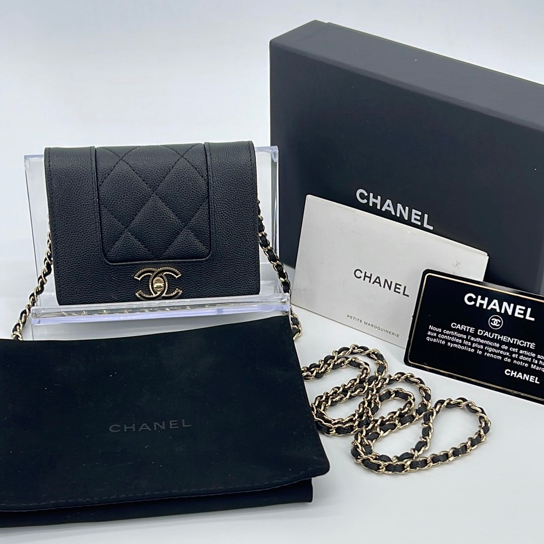 PRELOVED Chanel Black Caviar Mademoiselle Flap Card Holder with Crossbody  Chain 30631656 050223 -$400 OFF