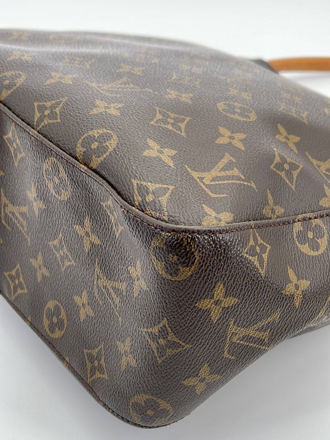 Preloved Louis Vuitton Monogram GM Looping Shoulder Bag MI1919 060723 –  KimmieBBags LLC